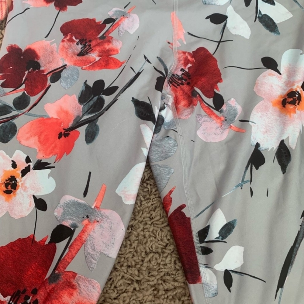 Fabletics leggings - Picture 4 of 4